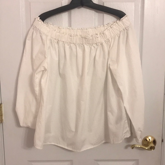 GAP Tops - WORN ONCE//GAP Shirt
